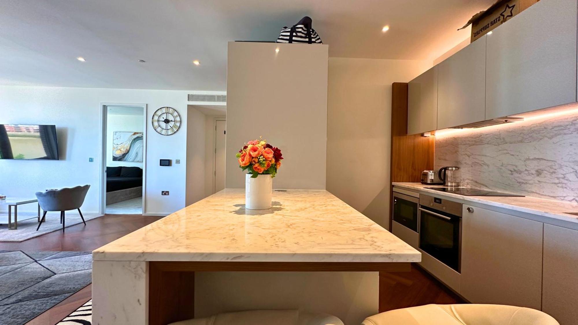 Lavish Penthouse River View Fast Wifi - Luxurylondonstays Bagian luar foto