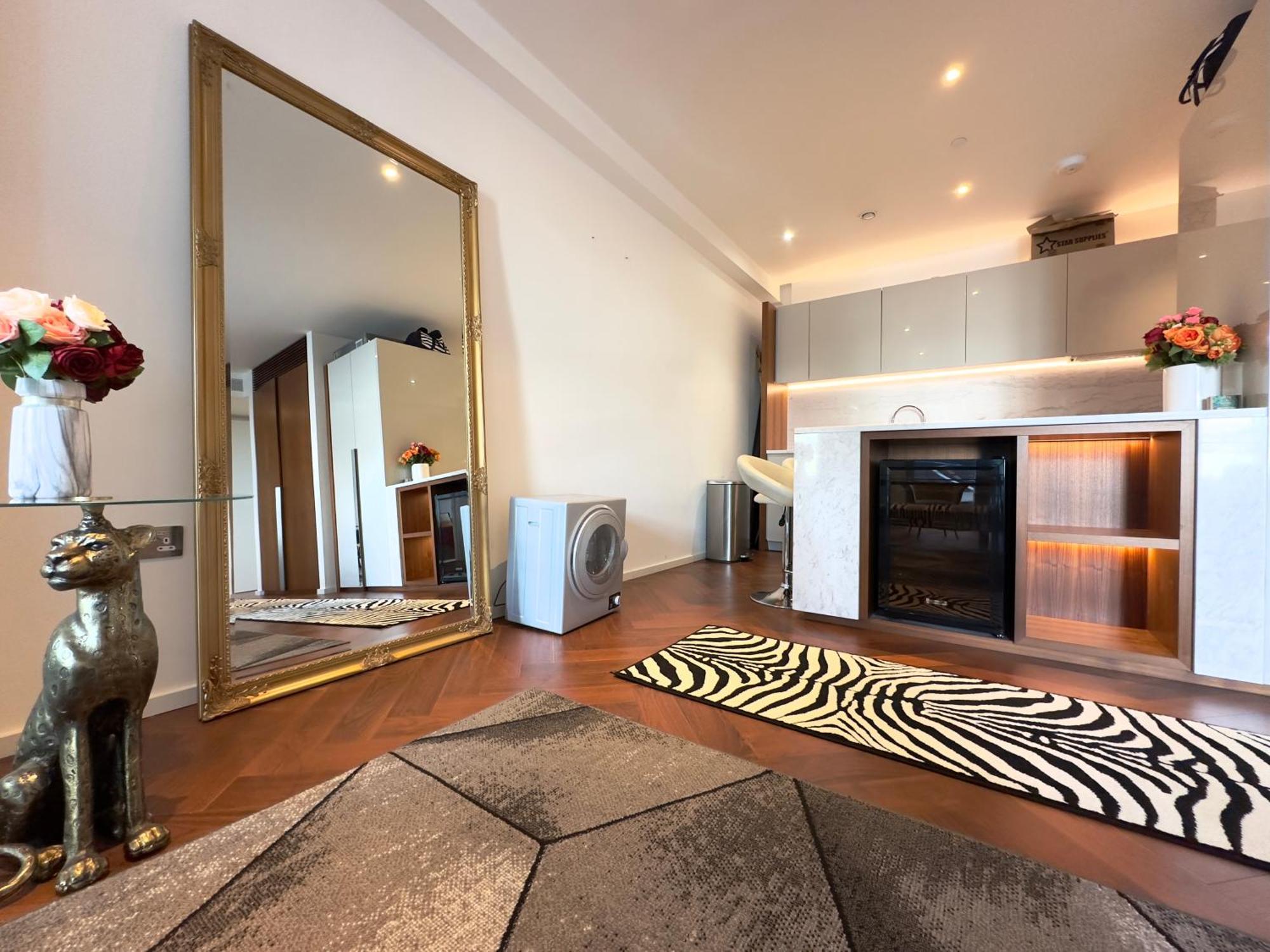 Lavish Penthouse River View Fast Wifi - Luxurylondonstays Bagian luar foto